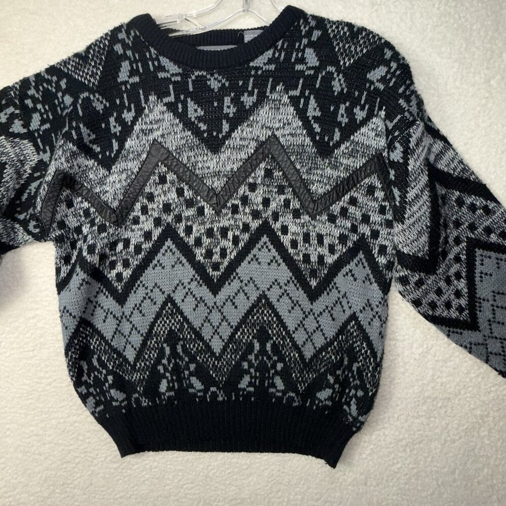 Vintage 80’s‎ Knit Sweater Acrylic Black Gray Geometric Chevron Zig Zag Small